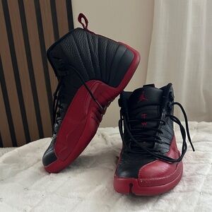 Jordan Men's Black and Red High-Top Sneaker Flu Game 12 2016